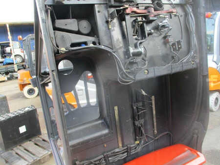 3-wiel elektrische heftrucks 1997  Linde E 16C (12)
