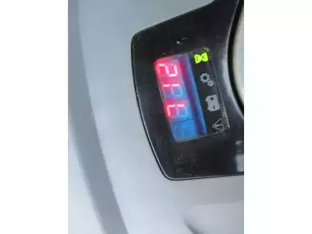 Transpallet elettrici 2019  Toyota LPE250 (10)