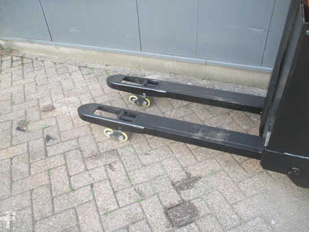 Pinontavaunu 2014  BT SWE 080L (6)