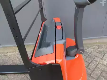 Elektrische palletwagens 2020  Toyota LWE140 (5)