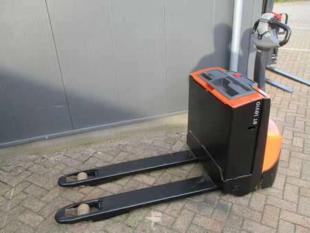 Electric Pallet Trucks 2016 BT LWE 160 (2)