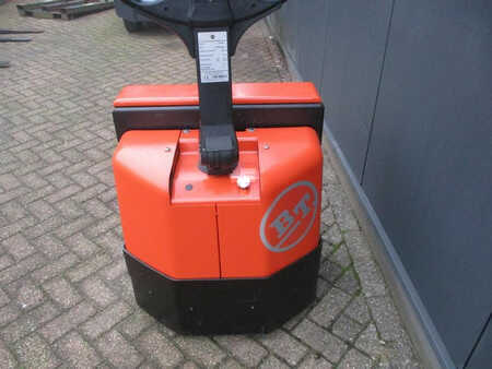 Lavtløftende truck 2007  BT LWE180 (7)