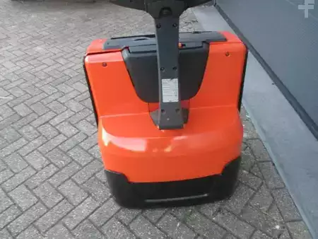 Lavtløftende truck 2019  Cesab P218 (4)