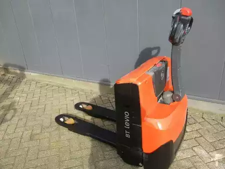 Transpallet elettrici 2016  BT LWE140 (3)