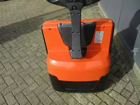 Transpallet elettrici 2016  BT LWE140 (4)