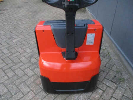 Elektrische palletwagens 2011  BT LWE160 (5)