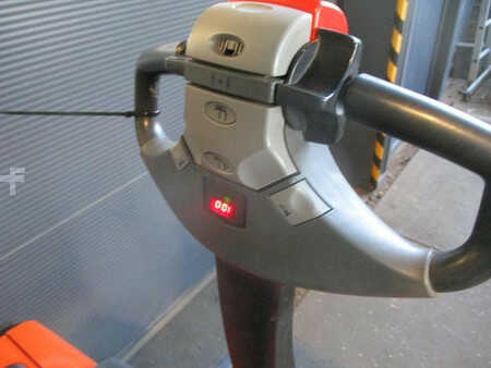 El-pallevogn 2011  BT LWE160 (6)