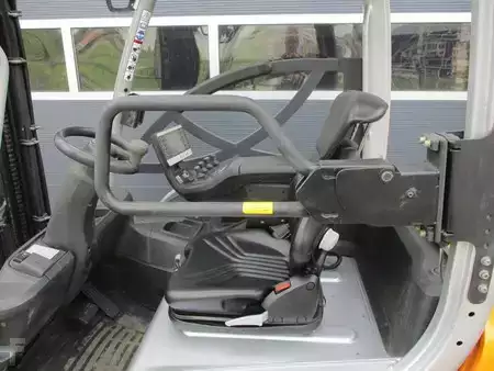 Carrelli elettrici 3 ruote 2019  Still RX20-16 (11)