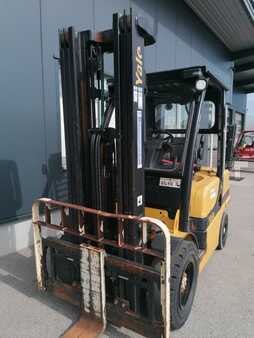 Dieselstapler 2016  Yale GDP 35 VX (2)
