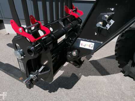 Teleskoplastare Rigid 2025  Manitou MT 930 H (4)