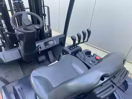El truck - 4 hjulet 2018  Doosan B35X-7 (4)