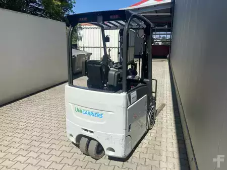Carrelli elettrici 3 ruote 2020  Unicarriers TX3-15S (2)