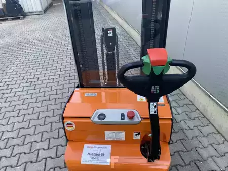 Stapelaars 2021  Doosan BSL14S-7 (4)