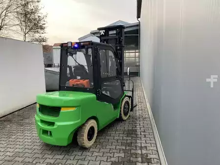 Elektrisk- 4 hjul 2025  Noblelift CPD38-A2J3S (2)