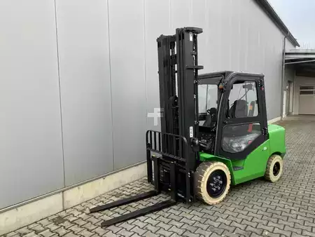 Elektrisk- 4 hjul 2025  Noblelift CPD38-A2J3S (3)