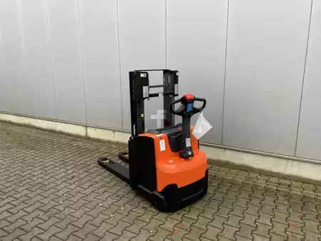 Ledestabler 2024  Toyota SWE200D (1)