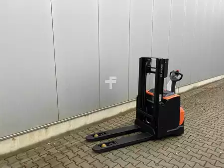 Ledestabler 2024  Toyota SWE200D (3)