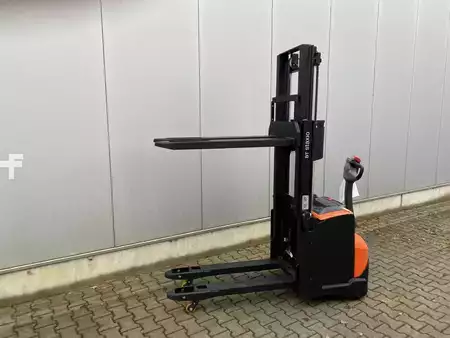 Ledestabler 2024  Toyota SWE200D (4)
