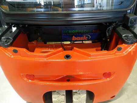 Eléctrica de 3 ruedas 2013  Linde E 16 L-01 (5)