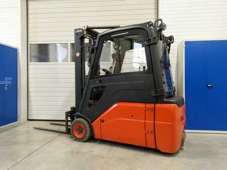 Eléctrica de 3 ruedas 2014  Linde E 16 L-01 (3)