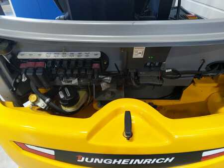 3-wiel elektrische heftrucks 2017  Jungheinrich EFG 216k 480DZ (7) 