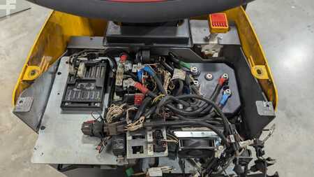 Chariots tracteurs 2019  Jungheinrich EZS 130 Li-Ion Batterie (6)