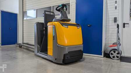 Horizontal-Kommissionierer  Jungheinrich ECE 225 HP (1)