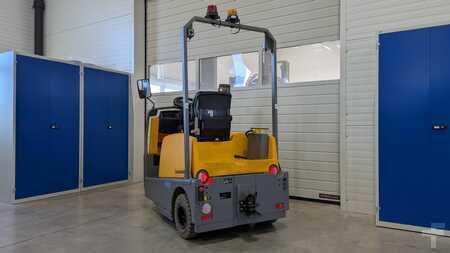 Schlepper 2016  Jungheinrich EZS 590 (2)