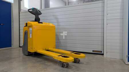 Niederhubwagen  Jungheinrich ERE 120 k. P. (4)