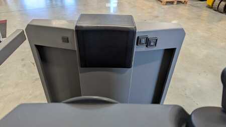 Vertikal-Kommissionierer  Jungheinrich EKS 110 Z 100 E (8)