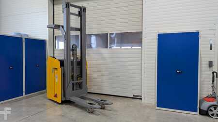 Hochhubwagen  Jungheinrich ESC 316z 115 - 650DZ (3)