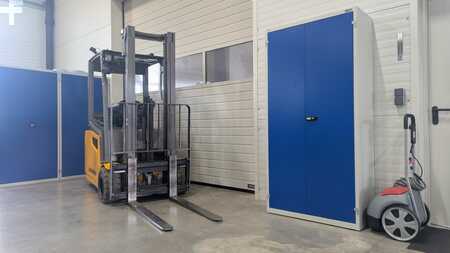 Elektro 3 Rad 2019  Jungheinrich EFG 220 Li-Ion Batterie (4)