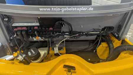 Electric - 3 wheels 2019  Jungheinrich EFG 220 Li-Ion Batterie (5)