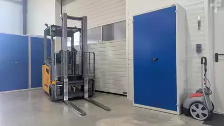 3-wiel elektrische heftrucks 2019  Jungheinrich EFG 220 Li-Ion Batterie (4)