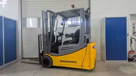 Elektro 3 Rad 2019  Jungheinrich EFG 220 Li-Ion Batterie (1)