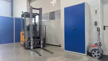 Elektro 3 Rad 2019  Jungheinrich EFG 220 Li-Ion Batterie (4)
