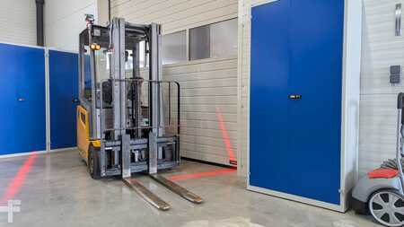Elektro 3 Rad  Jungheinrich EFG 213 LiIon Batterie (2)