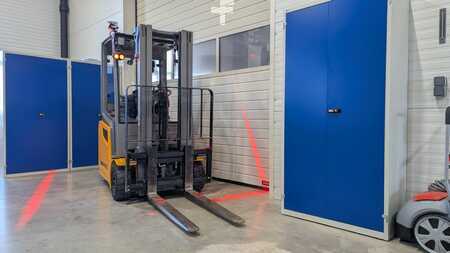 Elektro 3 Rad 2019  Jungheinrich EFG 213 LiIon Batterie (2)