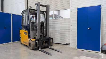 Elektro 4 Rad  Jungheinrich EFG 320 GE115-330ZZ (2)