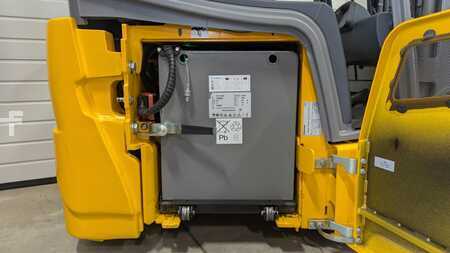 Eléctrica de 3 ruedas 2018  Jungheinrich EFG 215 G115-330ZZ (9)