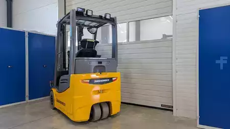 Elektro 3 Rad 2018  Jungheinrich EFG 215 G115-330ZZ (4)