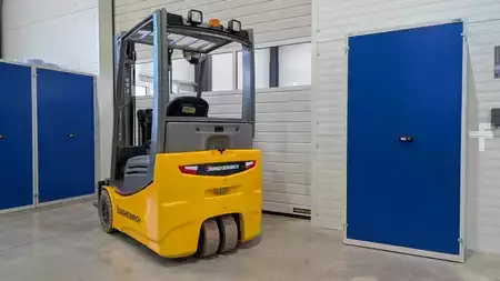 Elektro 3 Rad 2018  Jungheinrich EFG 215 GE115-480DZ (2)