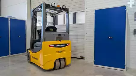 Elektro 3 Rad 2018  Jungheinrich EFG 215 GE115-480DZ (2)