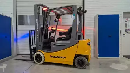 Elektro 4 Rad  Jungheinrich EFG 320 GE115-350ZZ (1)