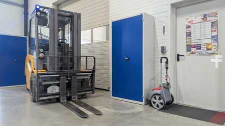 Elektro 4 Rad 2019  Jungheinrich EFG 535k (2)