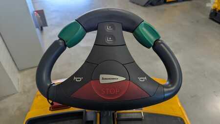 Chariots tracteurs 2019  Jungheinrich EZS C40 (6)