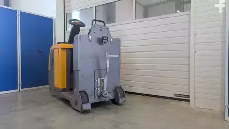 Vontató 2019  Jungheinrich EZS C40 (4)