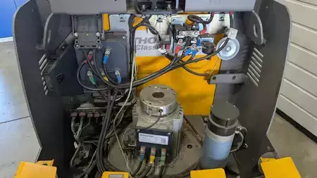 Tahač 2019  Jungheinrich EZS C40 (5)