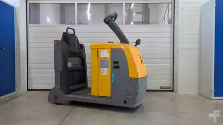 Tahač 2019  Jungheinrich EZS C40 (1)