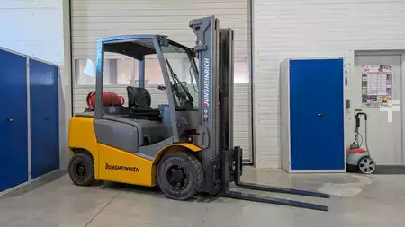 Treibgasstapler 2018  Jungheinrich TFG 425 GE115-500DZ (3)